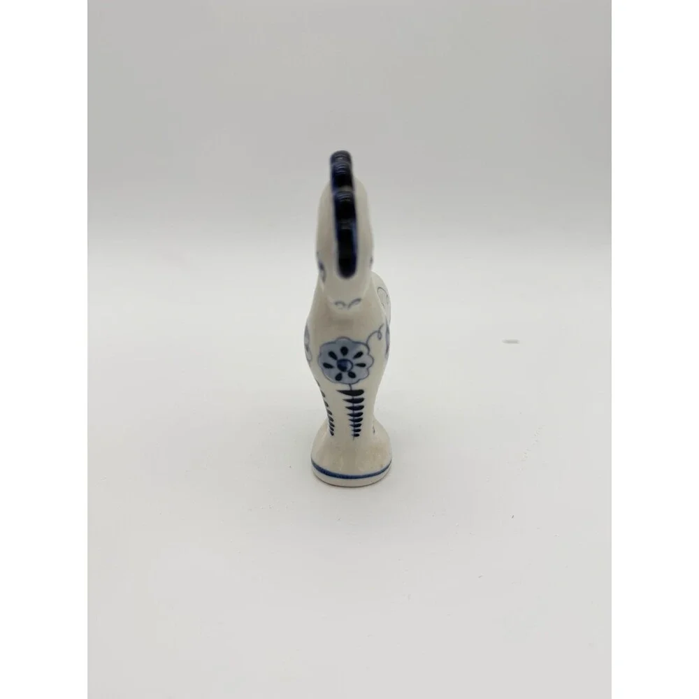 Vtg USSR Art Pottery Gzhel Russia Porcelain White /blue Floral Horse Figurine